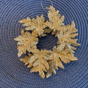 Dazzling Gold Christmas Wreath Ornament